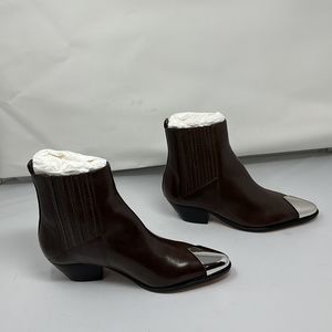 NIB SCHUTZ LUCCYEN SIZE 7.5 IN BOX